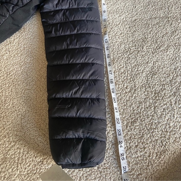 🌸 Snobbish Collection 🌸 black puffer jacket - Picture 8 of 8